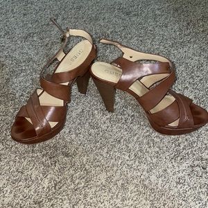Guess Brown Heels